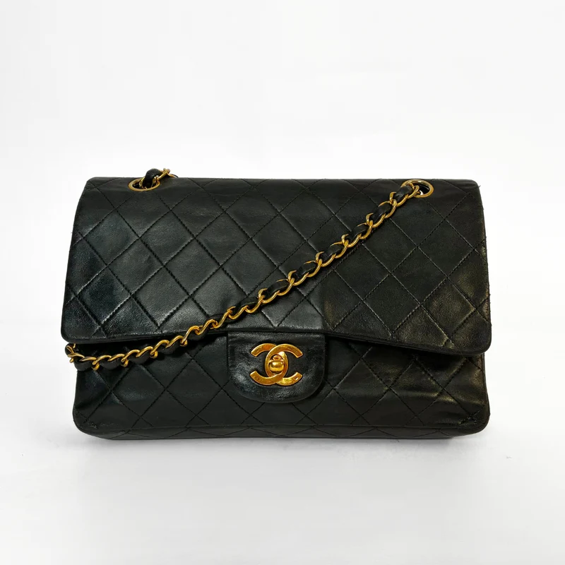 Chanel Matrimoniale Classica Media Flapbag