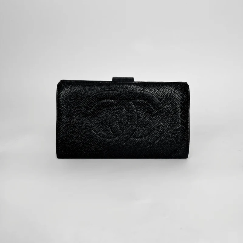 Chanel Portafoglio lungo CC French in pelle di caviale nera