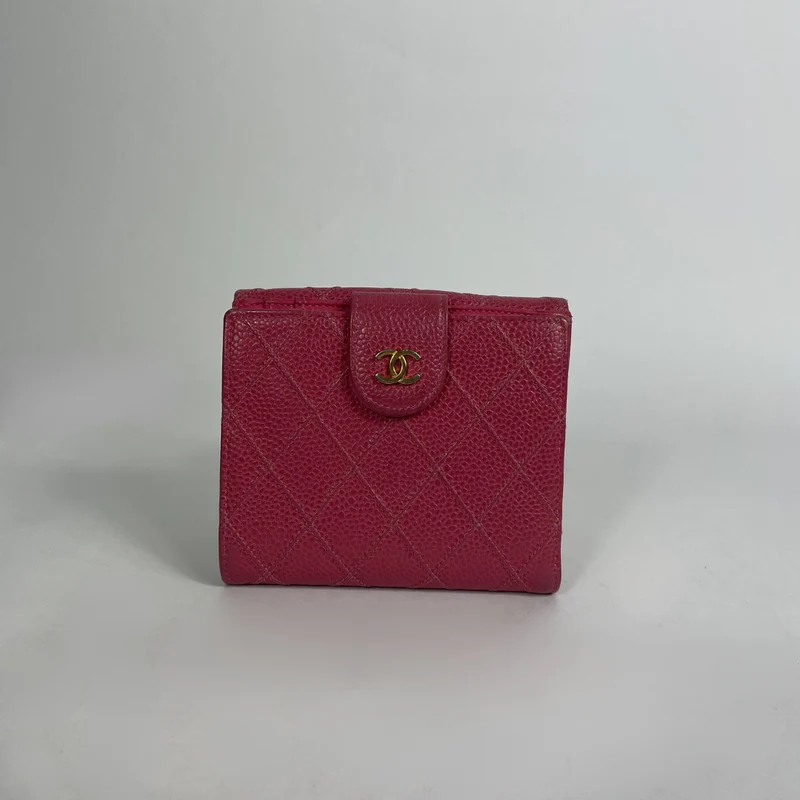 Chanel Portafoglio compatto trapuntato Caviar, colore rosa