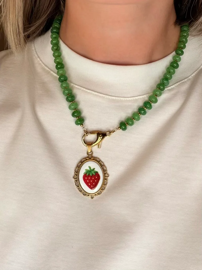 Collana Fragola - Hola