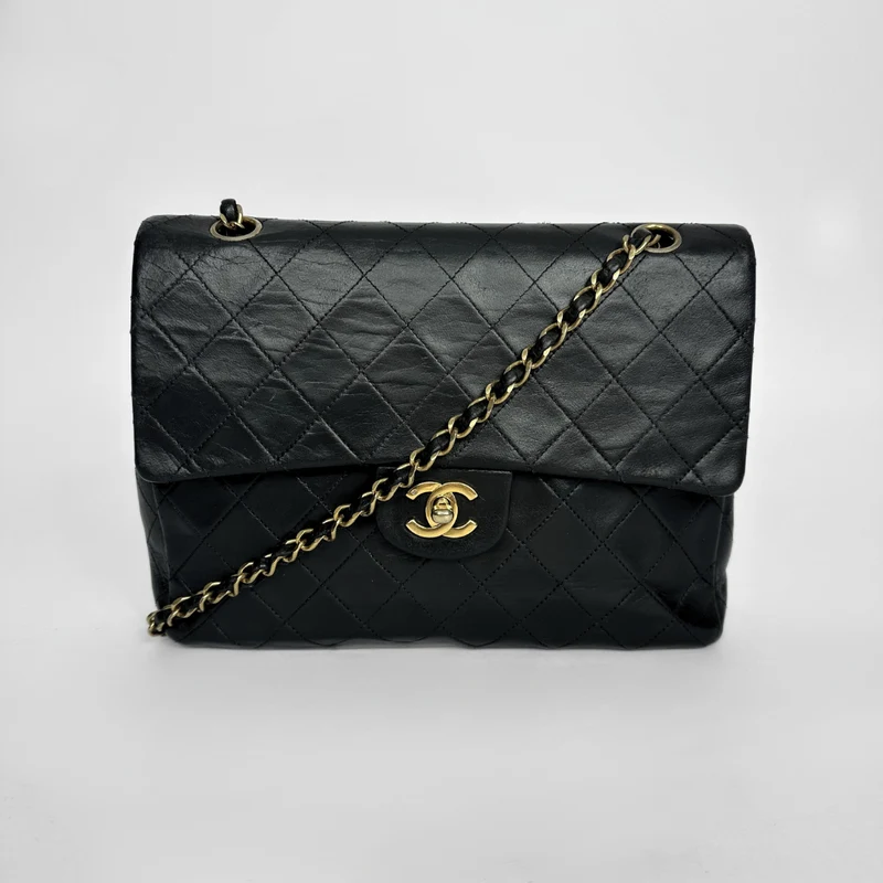 Chanel Doppia media classica Flapbag
