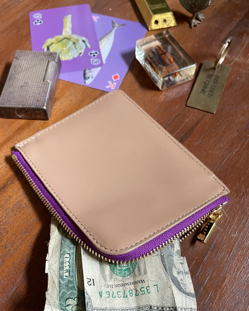 IL BAU pelle beige + zip viola