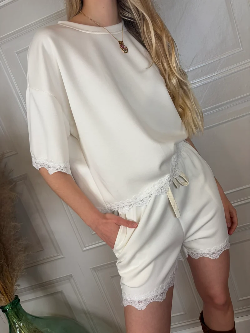 Completo modal pizzo - HolaSelection