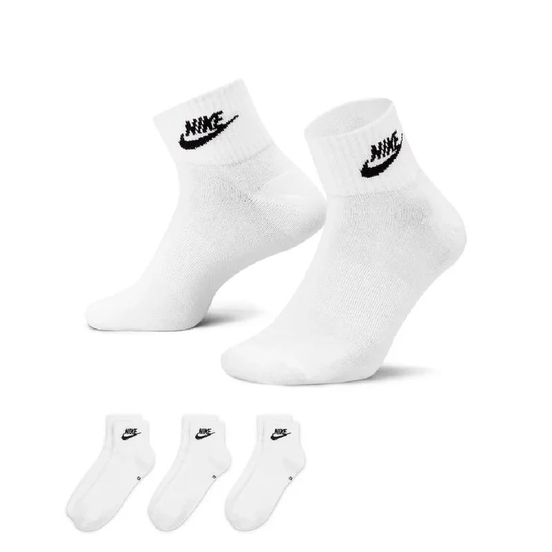 Sportswear Everyday Essential Ankle Socks 3 Pairs White