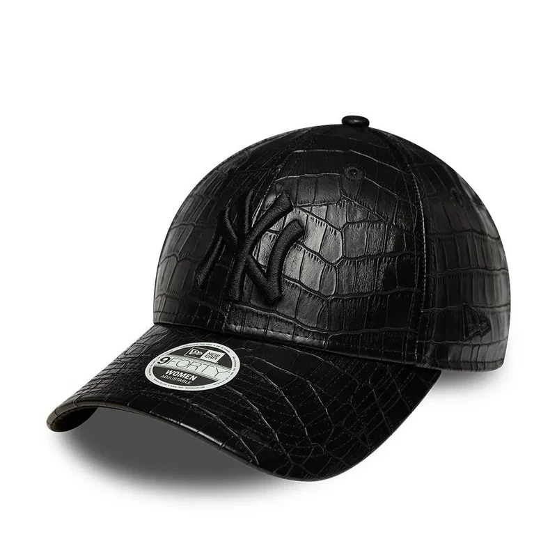 New York Yankees Womens MLB Pattern PU Black 9FORTY Adjustable Cap