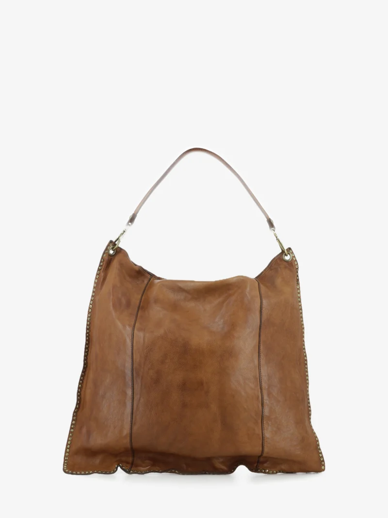 Borsa a spalla Elsa in pelle con borchie cognac