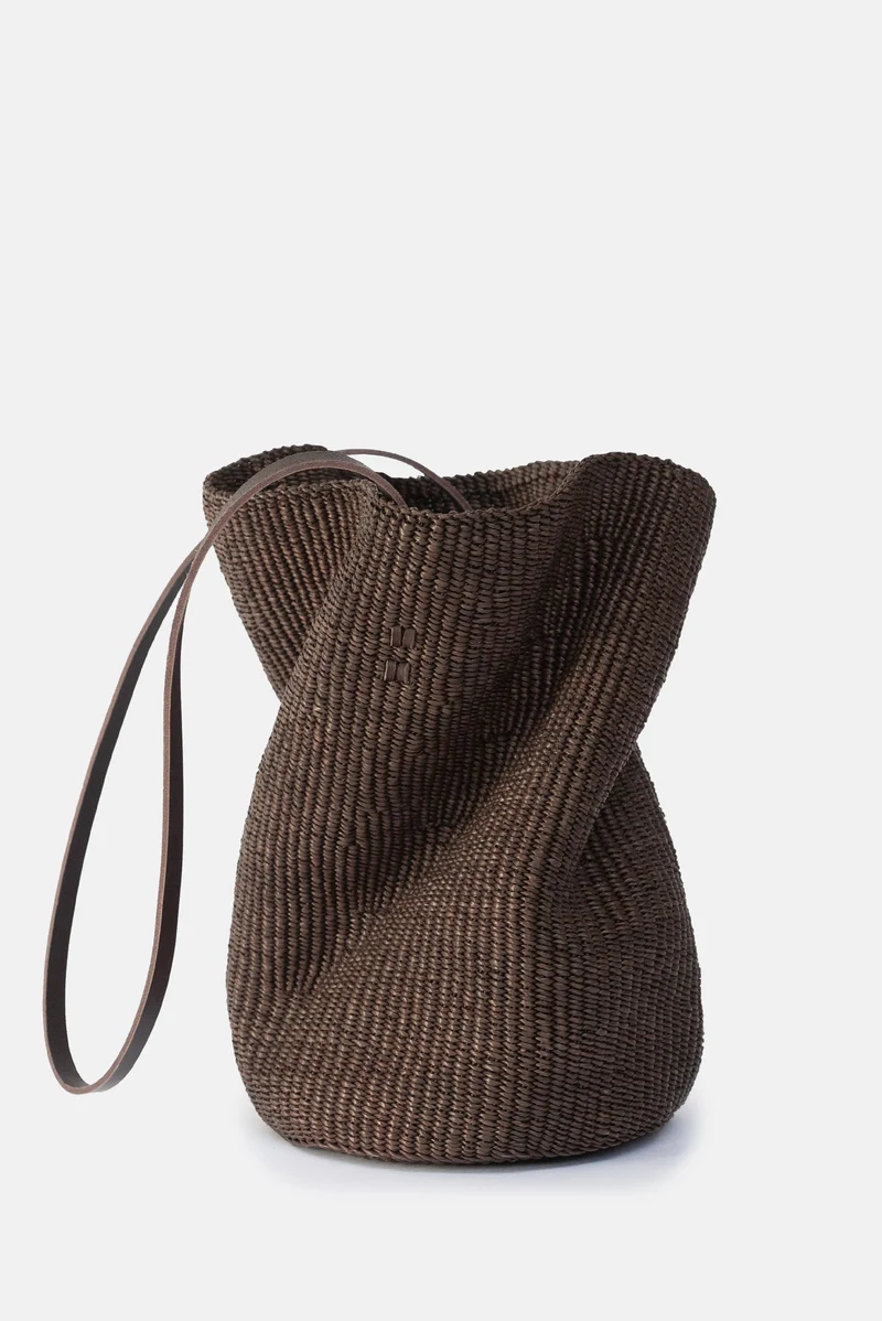 BORSA BUCKET FROISSÉ AKAMAE N.37
