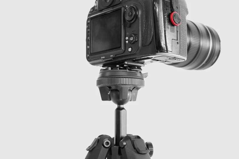 PROplate™ MANFROTTO RC2 + ARCA-type compatibile ( doppia funzione )