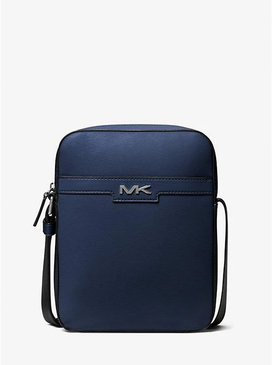 MICHAEL KORS FLIGHT BAG
