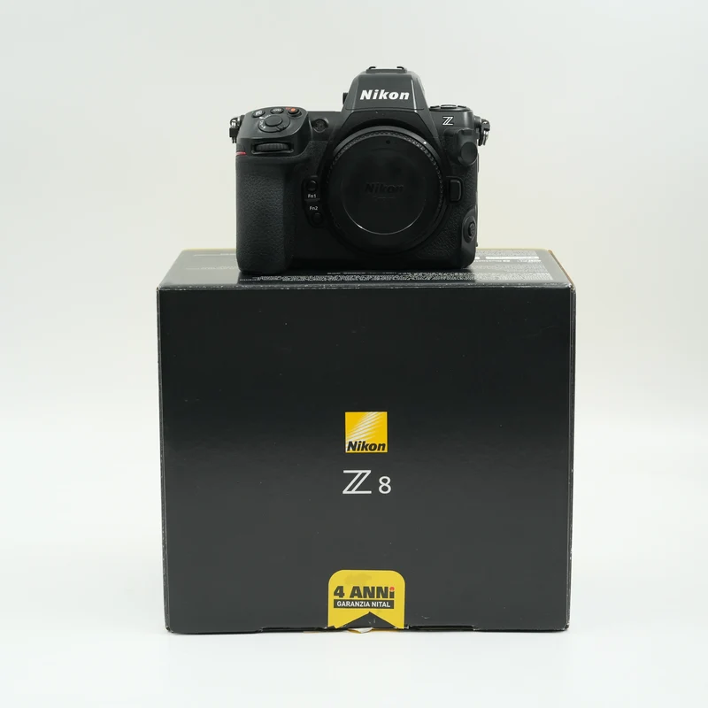 Nikon Z8 ( Usato)