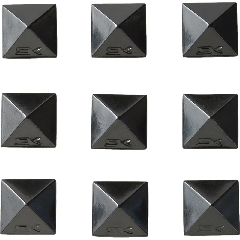 Pyramid Studs Pad Antiscivolo Black