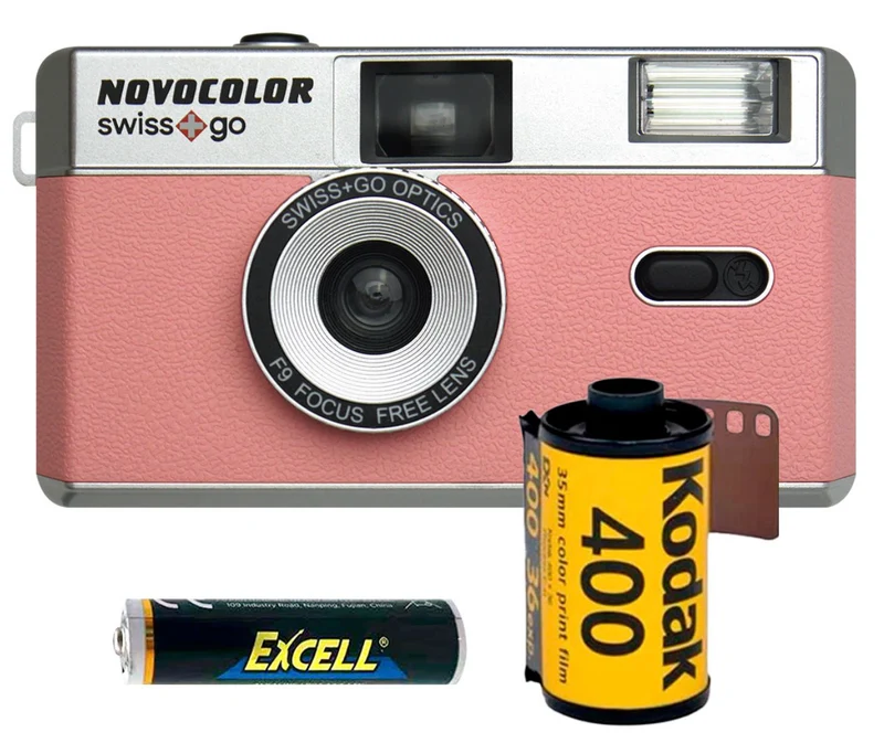 SWISS-GO PHOTO CAMERA NOVOCOLOR 35MM ANALOGICA ROSA CON BORSA E PELLICOLA GOLD 400